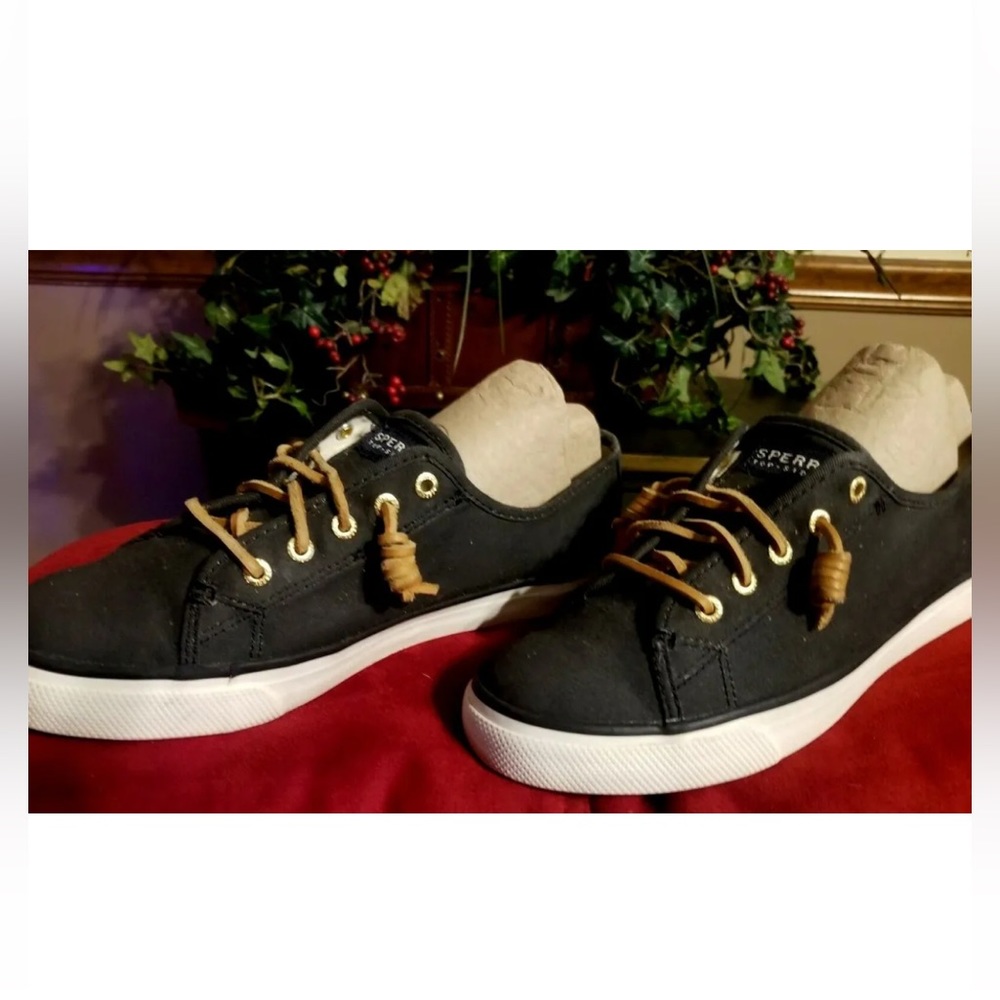 Black Sperry Tennis Shoes SIZE 8.5m